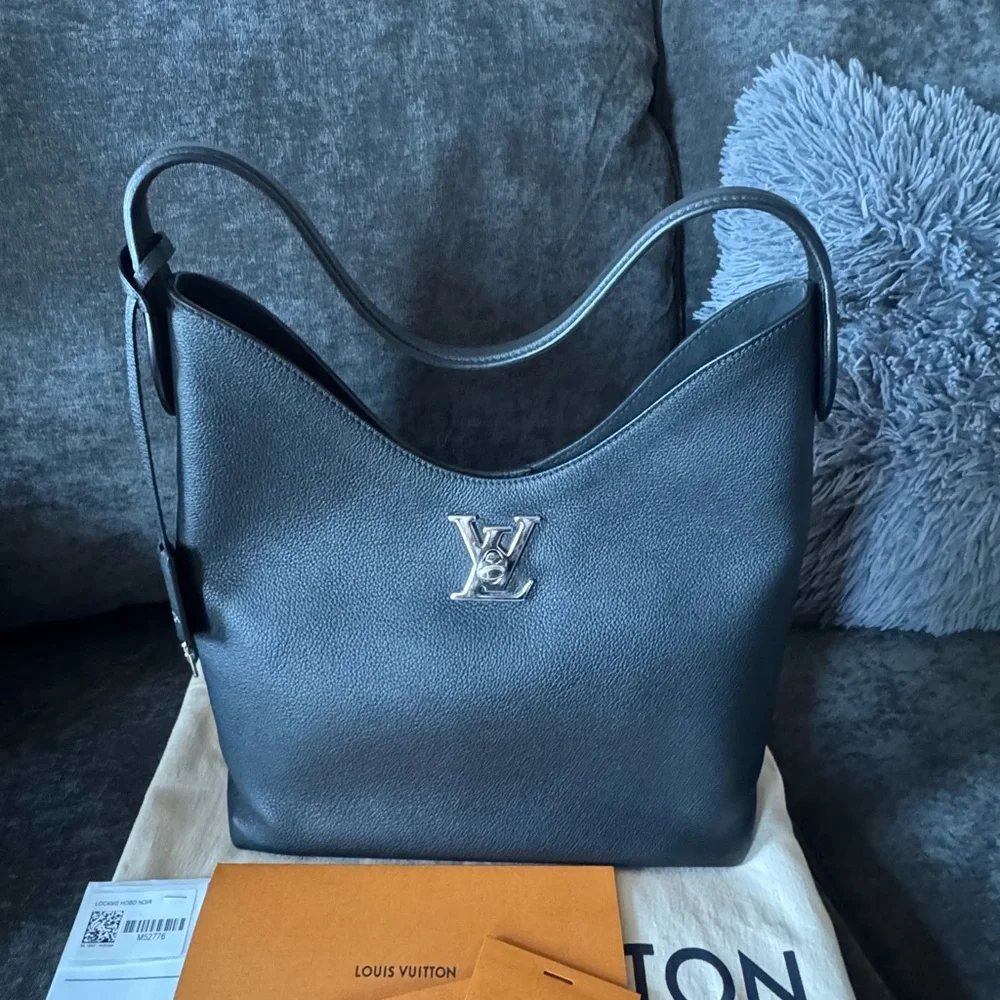 Louis Vuitton Noir Lockme Leather Shoulder Hobo with Silver LV Emblem - Picture 2 of 16